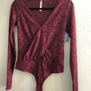 New free people maroon laced long sleeve body suit snaps at bottom size: small